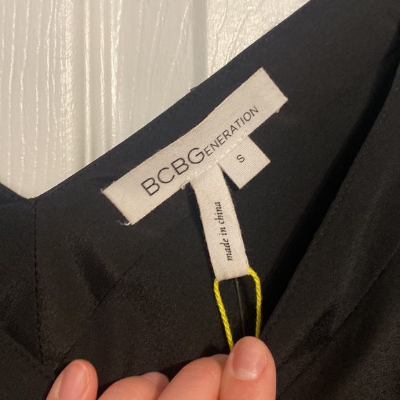 BCBGeneration dress NWT - Picture 6 of 8